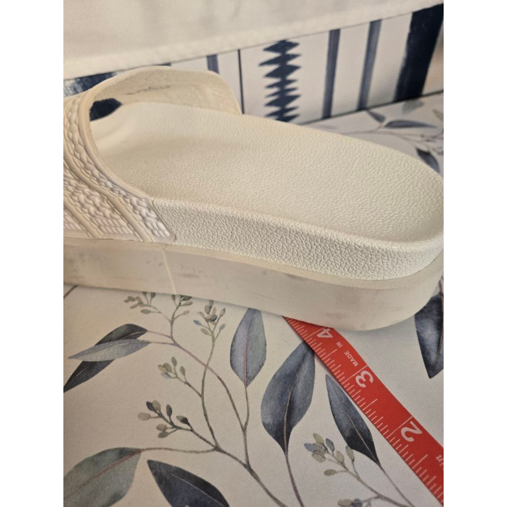 Women's Adidas White Adilette Platform Slides Size 8 - Picture 6 of 12